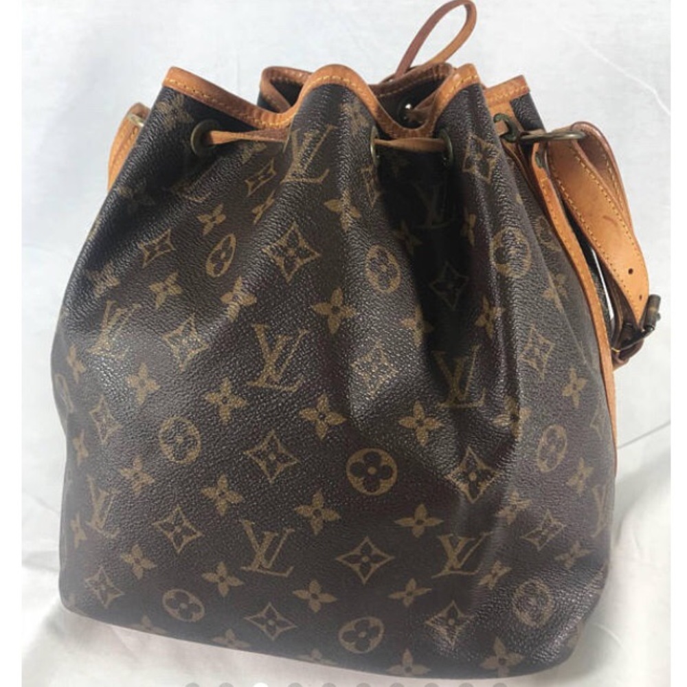 Louis Vuitton NOE GM Bucket Bag